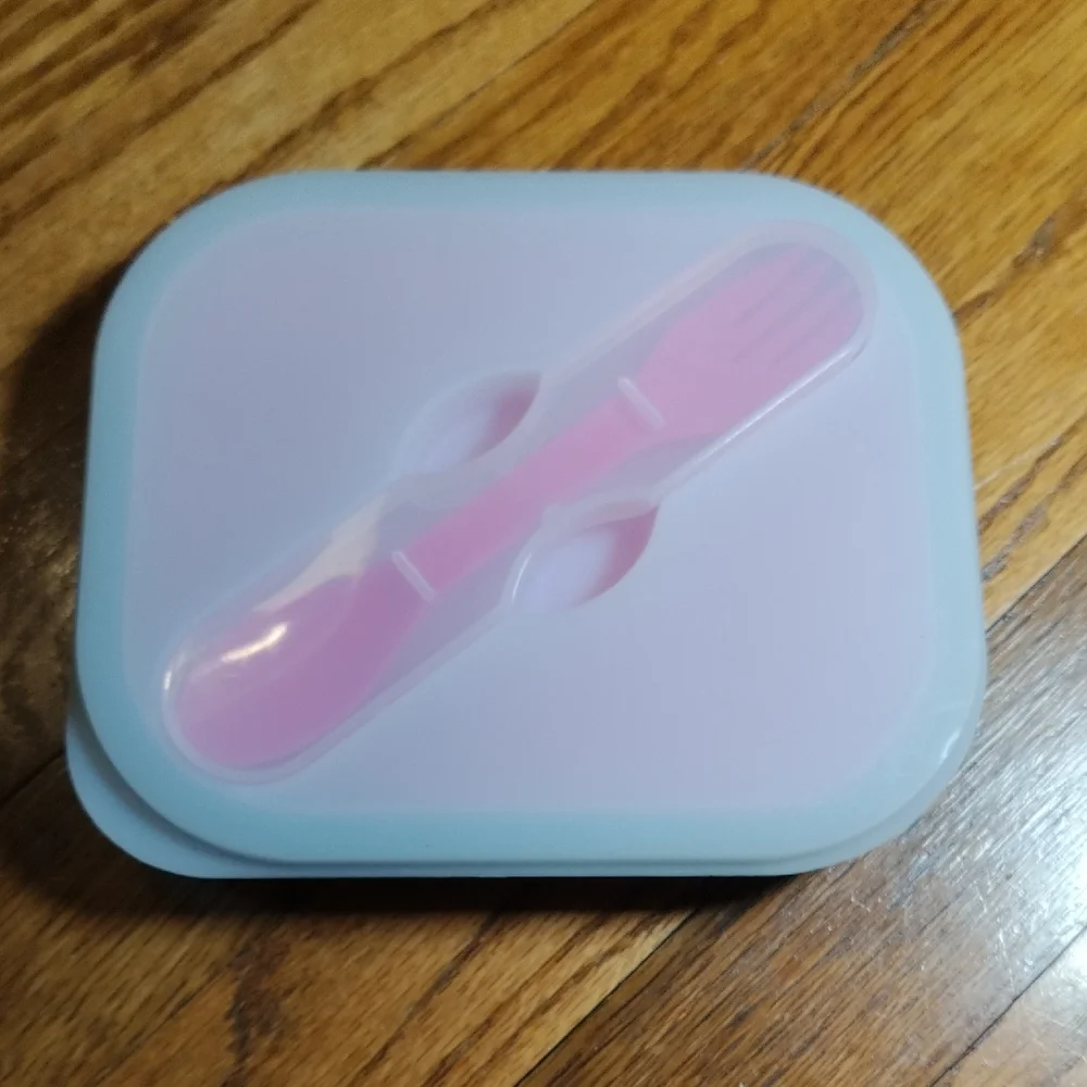 Pink Silicone Collapsible Lunch Dish with Lid & Utensil.